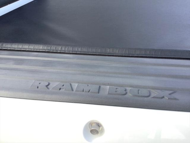 Photo of 2014 Bright White Clearcoat RAM 1500