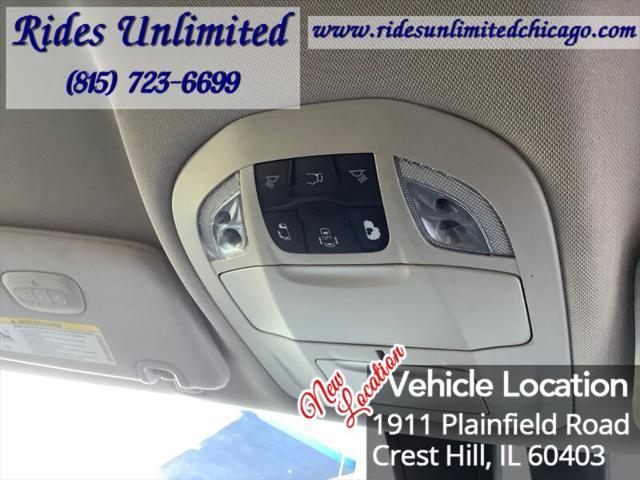 Photo of 2020 Velvet Red Pearlcoat Chrysler Pacifica