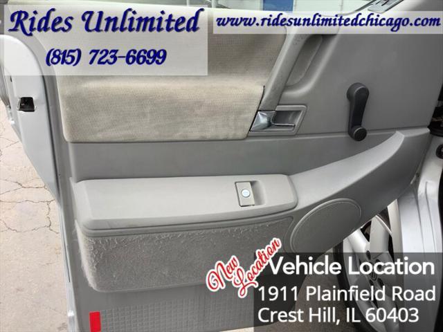 Photo of 2002 Reflex Silver Volkswagen Eurovan