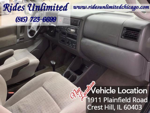 Photo of 2002 Reflex Silver Volkswagen Eurovan