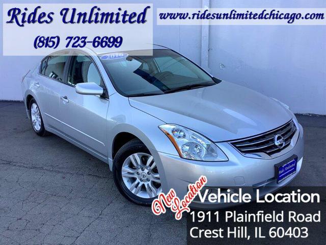 Photo of 2010 Radiant Silver Metallic Nissan Altima