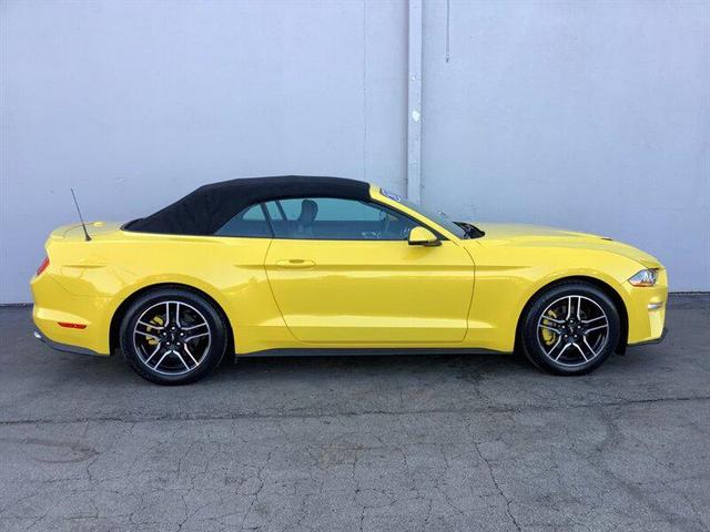 Photo of 2018 Triple Yellow Tri-Coat Ford Mustang