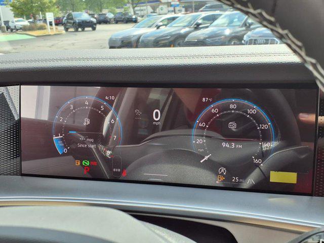 Photo of 2025 Pure White Volkswagen Tiguan