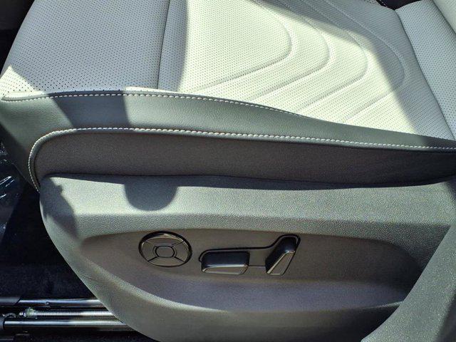 Photo of 2025 Pure White Volkswagen Tiguan