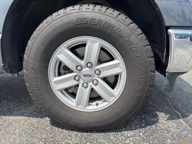 Photo of 2022 Gray Ford F-150