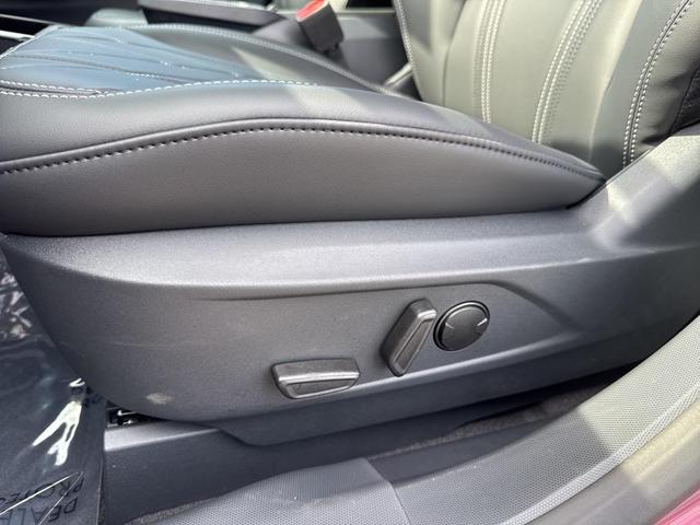 Photo of 2025 Molten Magenta Metallic Tinted Clearcoat Ford Mustang Mach-E