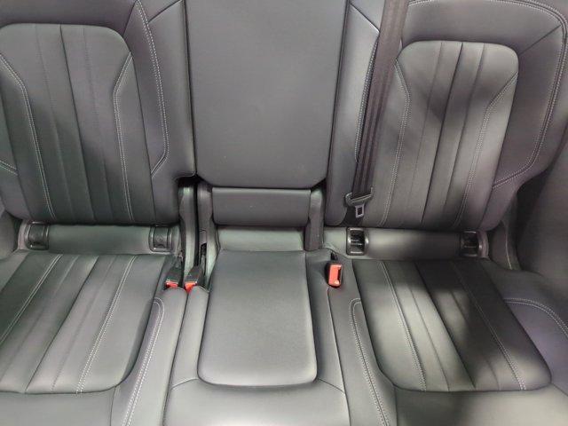 Photo of 2023 Navarra Blue Metallic Audi Q5