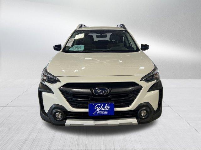 Photo of 2023 Crystal White Pearl Subaru Outback