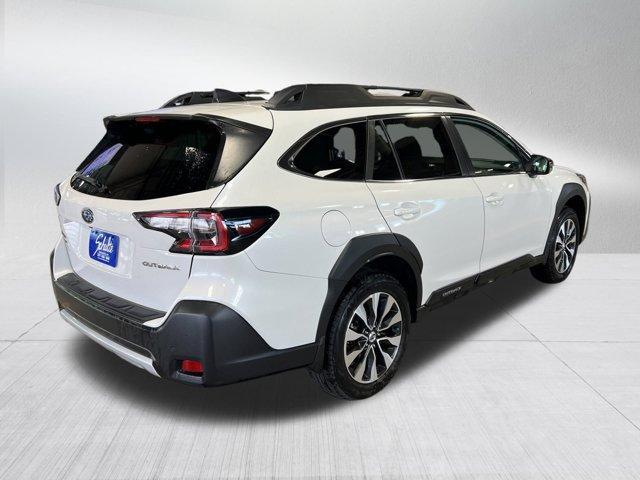Photo of 2023 Crystal White Pearl Subaru Outback