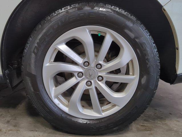 Photo of 2017 White Acura RDX