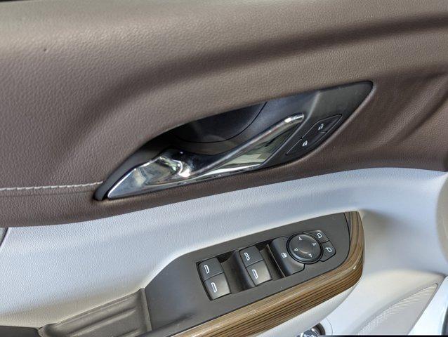 Photo of 2023 Summit White GMC Acadia