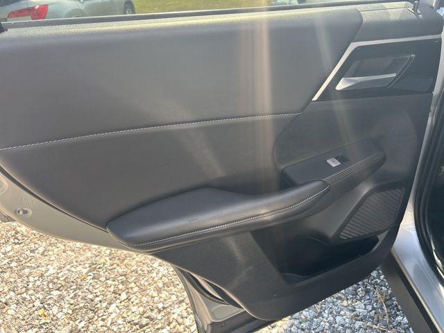Photo of 2024 Alloy Silver Metallic Mitsubishi Outlander