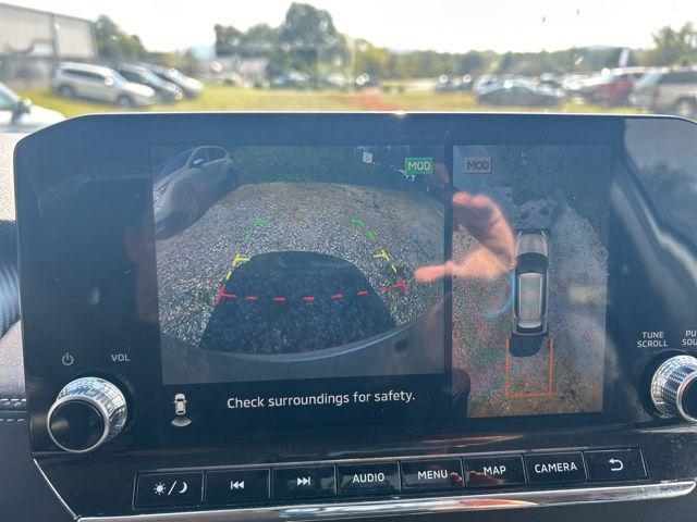 Photo of 2024 Alloy Silver Metallic Mitsubishi Outlander