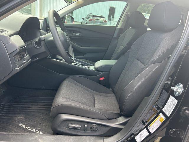 Photo of 2025 Crystal Black Pearl Honda Accord