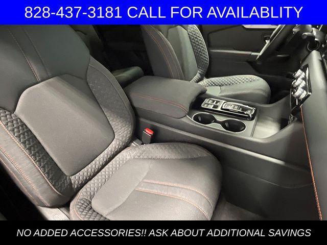 Photo of 2025 Gray Honda Pilot