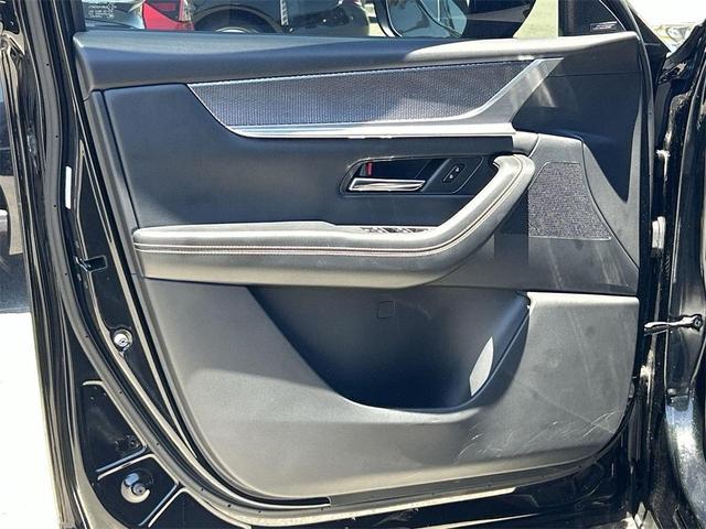 Photo of 2024 Jet Black Mica Mazda CX-90 PHEV
