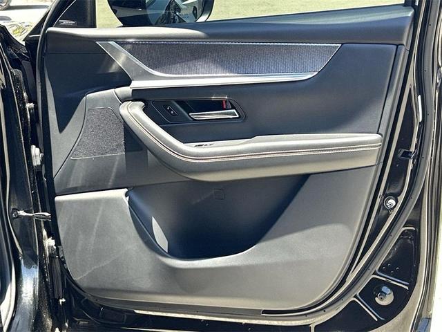 Photo of 2024 Jet Black Mica Mazda CX-90 PHEV
