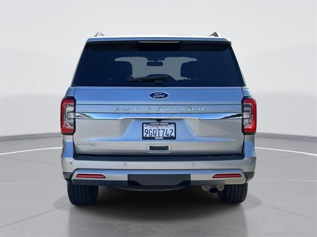Photo of 2022 Iconic Silver Metallic Ford Expedition