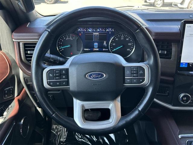 Photo of 2022 Iconic Silver Metallic Ford Expedition