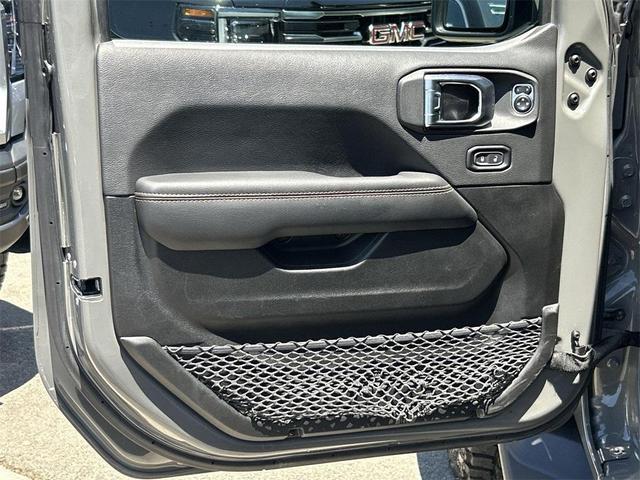 Photo of 2023 Sting Gray Clearcoat Jeep Gladiator
