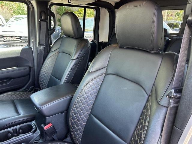 Photo of 2023 Sting Gray Clearcoat Jeep Gladiator