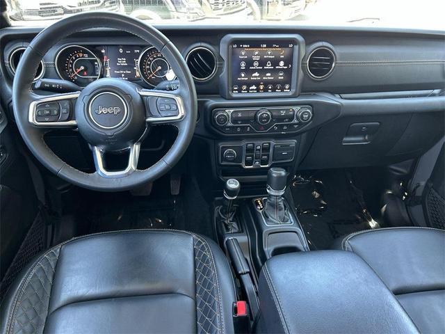 Photo of 2023 Sting Gray Clearcoat Jeep Gladiator