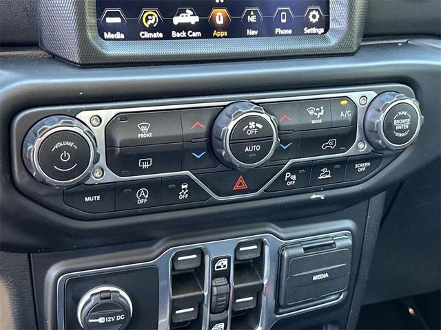 Photo of 2023 Sting Gray Clearcoat Jeep Gladiator