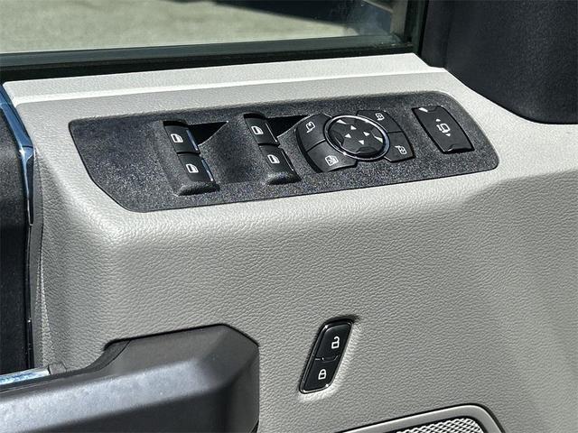 Photo of 2020 Iconic Silver Metallic Ford F-250