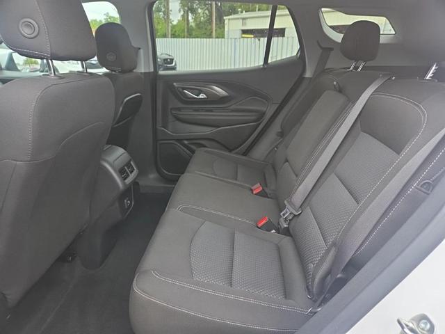 Photo of 2024 Summit White GMC Terrain