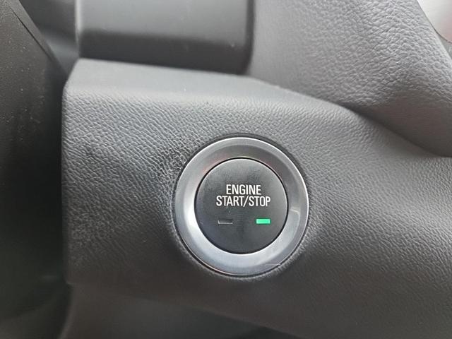 Photo of 2024 Summit White GMC Terrain