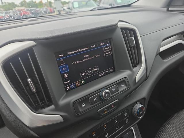 Photo of 2024 Summit White GMC Terrain