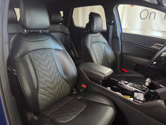 Photo of 2024 Sapphire Blue Kia Sportage
