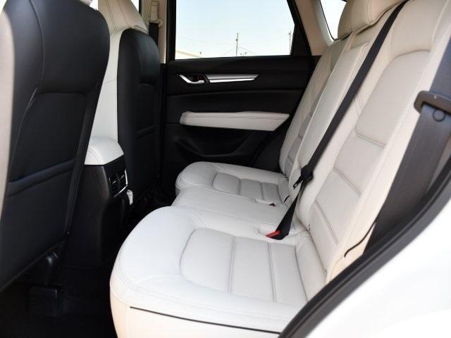 Photo of 2025 Rhodium White Metallic Mazda CX-5