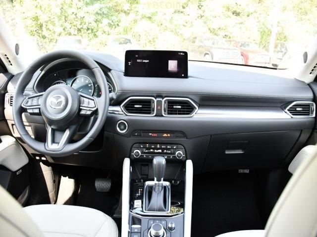 Photo of 2025 Rhodium White Metallic Mazda CX-5
