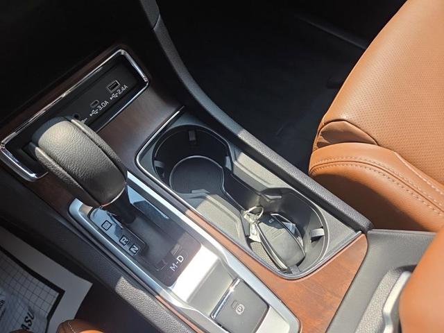 Photo of 2024 Magnetite Gray Metallic Subaru Ascent