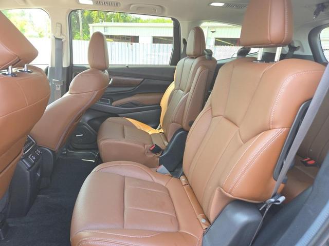 Photo of 2024 Magnetite Gray Metallic Subaru Ascent