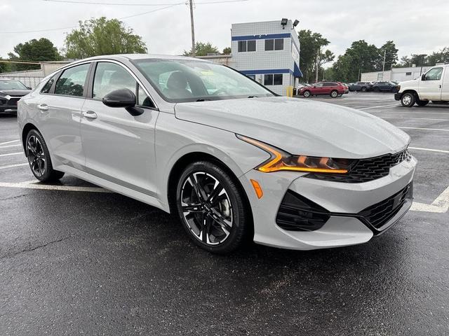 2023 Kia K5