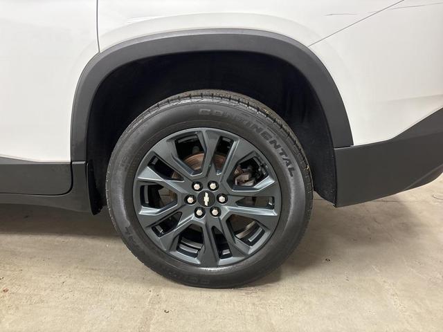 Photo of 2021 Summit White Chevrolet Traverse