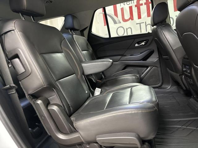 Photo of 2021 Summit White Chevrolet Traverse