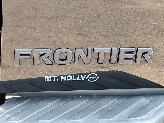 Photo of 2021 Magnetic Black Pearl Nissan Frontier