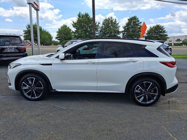 Photo of 2024 Radiant White INFINITI QX50