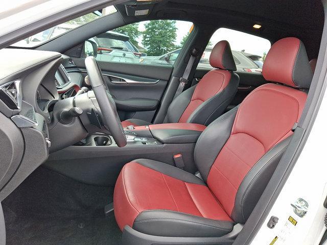 Photo of 2024 Radiant White INFINITI QX50