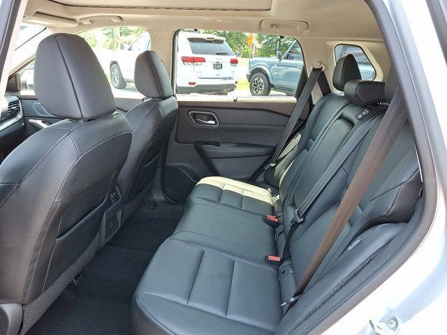 Photo of 2021 Brilliant Silver Metallic Nissan Rogue