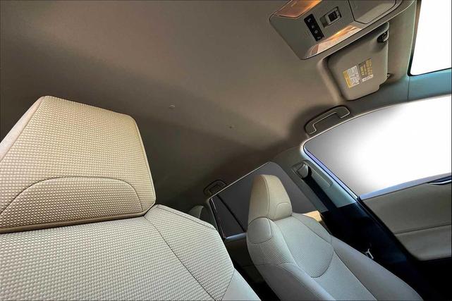Photo of 2019 Ruby Flare Pearl Toyota RAV4