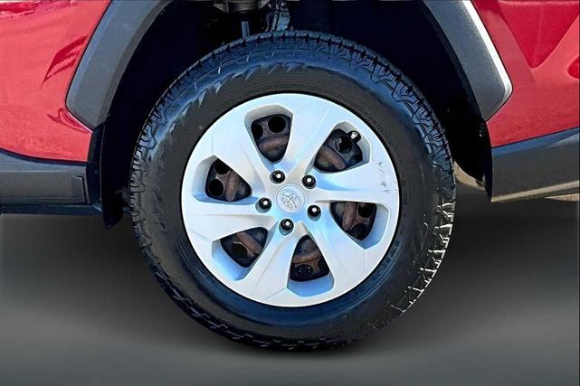 Photo of 2019 Ruby Flare Pearl Toyota RAV4