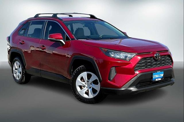 Photo of 2019 Ruby Flare Pearl Toyota RAV4