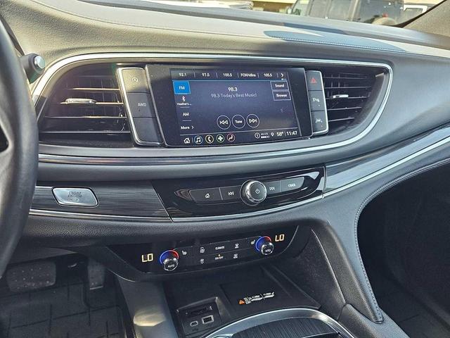 Photo of 2023 White Buick Enclave