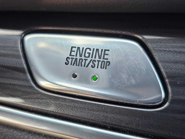 Photo of 2023 White Buick Enclave
