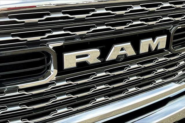 Photo of 2022 Diamond Black RAM 2500