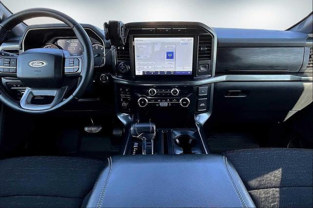 Photo of 2022 Agate Black Metallic Ford F-150